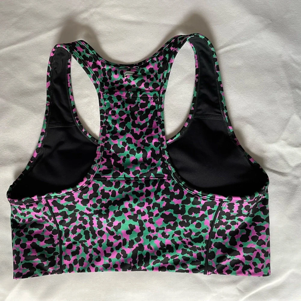 🏃🏻‍♀️2/$40 Fabletics On-the-Go Sports Bra - Picture 2 of 10